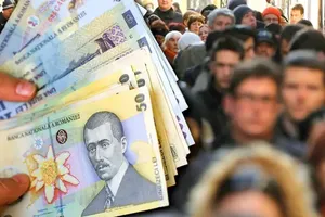 Vești bune pentru români! Categoria de persoane care va beneficia de salarii mai mari de la 1 ianuarie 2024