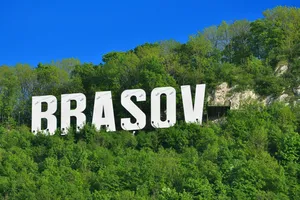 Schimbare radicală în Brașov: Taxa turistică devine pe sejur, nu pe zi!