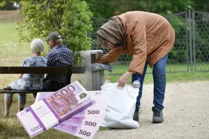 Ce pensie câștigă un român după 40 de ani de muncă față de un german cu aceeași vechime