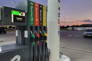 Prețul motorinei atinge un nou record în SUA: 5,85 dolari pe galon