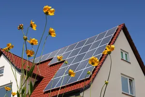 Românii se îndreaptă din ce în ce mai mult spre case verzi, eficiente energetic. Cât costă un sistem de reducere al consumului de energie