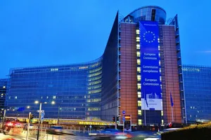 Noua eră a reglementării digitale în Europa: Comisia Europeană începe aplicarea Legii privind inteligența artificială