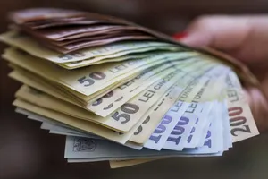 Ce sumă ar trebui să primiți în plus la salariu dacă lucrați în weekend. Amenzi uriașe pentru angajatorii care nu se supun acestei reguli