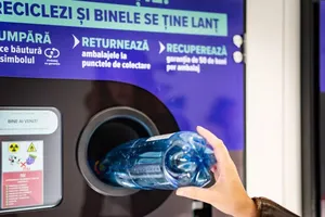 Cum poți recicla ambalaje de plastic și sticlă SGR fără să stai la coadă la automatele instalate în parcările marilor magazine