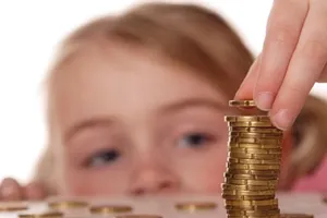 Câți copii au primit alocațiile în noiembrie. Statul a plătit aproape 1,2 miliarde de lei