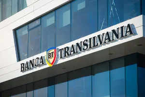 Cum să eviți comisioanele când retragi din bancomat cu un card de la Banca Transilvania. Este foarte simplu!