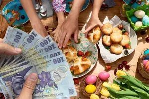 Bugetul de Paște 2025. Românii sparg pușculița pentru miel și cozonaci!