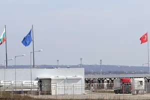 Turiști români întorși din vacanță, deposedați de bijuterii de vameșii bulgari: „Mi-au zis că este o lege nouă, de câteva zile. Le-am cerut să îmi arate legea, au zis că încă nu a ajuns la ei”