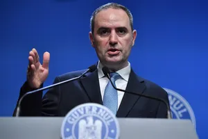 Legea bugetului de stat pe 2026 a intrat în vigoare. Finanțele indică accelerarea investițiilor și consolidare fiscală prudentă