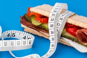 Cum să slăbești dacă ai peste 50 de ani. Ce este și cum funcționează dieta inversă