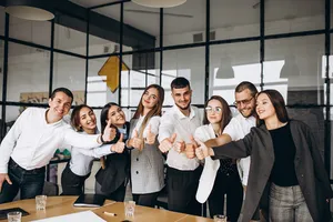 Angajări 2025: Peste 7.000 de tineri şi-au căutat job în iulie. Ce domenii sunt vizate