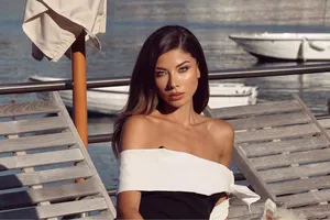 Mădălina Doroftei își răsfață fanii cu poze din vacanță. Românca fotomodel face furori pe scenele caselor de modă din lume