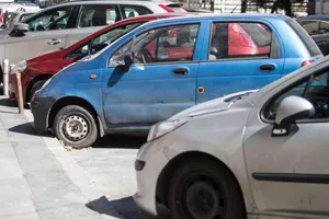 Impozitele auto s-ar putea mări cu până la 30%, de anul viitor. Cei mai afectați sunt proprietarii de mașini vechi