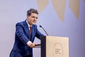 Președintele Dan este gata să participe săptămâna viitoare, la Washington, la prima reuniune a Consiliului Păcii