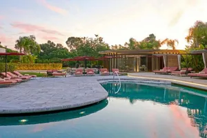 De ce ocolesc România marile lanțuri hoteliere de lux. Ritz și Four Seasons, încă reticente față de piața locală