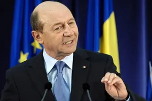 Traian Băsescu, critică la adresa PSD: „Ei sunt atașați de interesele partidului, vor să crească pe spinarea partenerilor și nu dau doi bani pe interesul național”