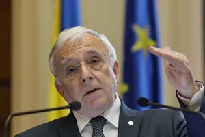 Isărescu avertizează: Tensiunile din Orientul Mijlociu cresc riscurile pentru economia României