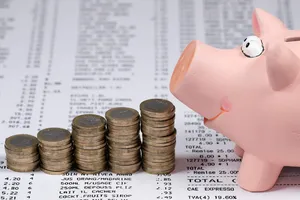 Economistul Laurian Lungu: România lovește „curba Laffer”. Creșterea taxelor a început să scadă veniturile bugetare în termeni reali