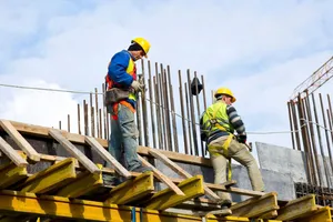 Salarii la jumătate pentru nepalezi în România, deși muncesc pe aceleași posturi ca românii