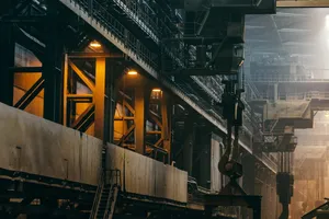 Simtex, fabrică emblemă a Bucureştiului din comunism, vândută pentru aproape 4 milioane de euro. Unde se află şi