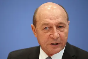 Traian Băsescu: Singura soluție pentru ieșirea din criză este refacerea coaliției PSD-PNL