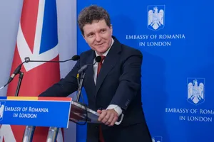 Nicuşor Dan, la Londra, le-a explicat românilor care protestau de ce au fost anulate alegerile