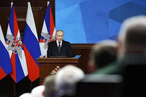 Putin lasă ușa deschisă pentru un acord de pace cu Ucraina, dar condiția rămâne Donbasul