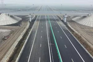 Autostrada Moldovei, în pericol. Fondurile PNRR pot fi pierdute din cauza întârzierilor