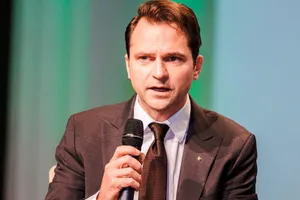 Burduja: Guvernul a făcut toate diligenţele ca proiectul privind pensiile magistraţilor să fie declarat constituţional