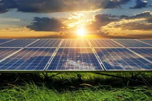 IT-ul pierde teren. Energia fotovoltaică devine noul domeniu cu salarii în creștere și cerere uriașă de specialiști