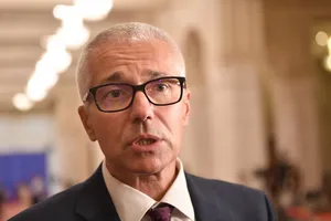 Ministerul Justiției analizează reducerea vârstei de răspundere penală a minorilor