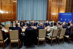 Guvernul a discutat cu autoritățile locale revizuirea sistemului de defalcare a TVA-ului