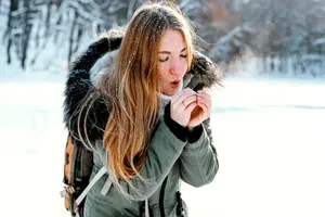 Vreme extremă în România. Cod galben de ger, viscol și ninsori, temperaturi de până la -18 grade Celsius