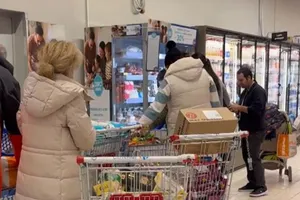 Reducerile de până la 90% devin o practică zilnică în supermarketuri. Ce produse pot fi cumpărate mai ieftin