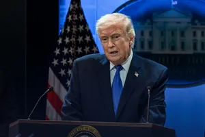 Trump contraatacă după decizia Curții Supreme a SUA și anunță o taxă vamală globală de 10%