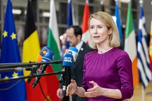 Miniștrii Apărării din UE discută la Bruxelles sprijinul militar pentru Ucraina