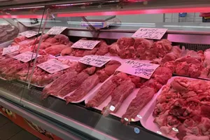 Florin Barbu vrea să protejeze crescătorii români. Carnea de porc congelată nu va mai fi vândută drept „proaspătă”