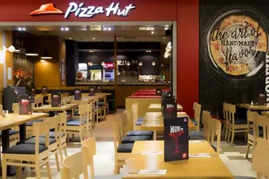 Sphera Franchise Group închide șapte restaurante Pizza Hut în România din cauza pierderilor