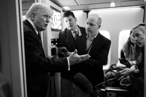 Trump avertizează NATO cu privire la un „viitor foarte rău” dacă aliații nu securizează Strâmtoarea Ormuz