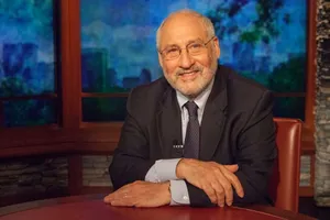 Laureatul Nobel Joseph Stiglitz spune că inteligența artificială nu doar că îți poate lua locul de muncă, dar va face clasa „tech bro” și mai bogată
