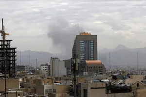 Iranul amenință cu închiderea Strâmtorii Ormuz dacă sectorul său energetic este atacat