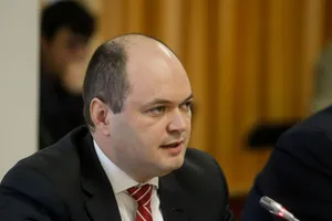 Ionuț Dumitru: Guvernul ia în calcul compensarea carburanților, dar fără reducerea TVA