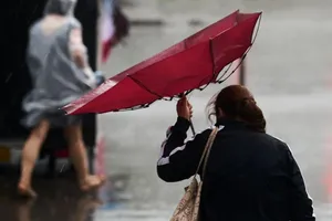 De la 20 de grade la aer polar. Vremea se răcește brusc și vin ploile în toată țara