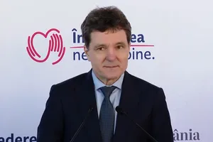 Nicuşor Dan: „Începe să se lucreze la un scenariu pentru eventualitatea în care va exista o criză de aprovizionare pe produse din petrol”