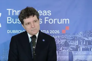 Nicuşor Dan: Dacă Guvernul cade, consultările vor avea loc „foarte repede”. România își menține direcția pro-occidentală