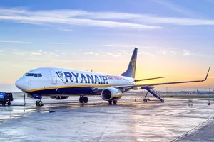 Ryanair avertizează asupra riscului de anulare a zborurilor din vară, pe fondul tensiunilor din Orientul Mijlociu