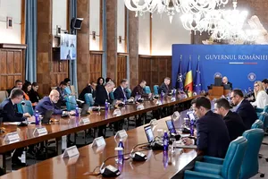 Guvernul urmează să aprobe vineri, într-o ședință extraordinară, reducerea temporară a accizei la motorină cu 30 de bani pe litru