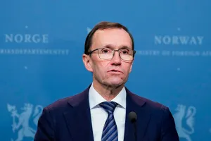 Norvegia susține că Europa ar trebui să se alăture discuțiilor Rusia-Ucraina, dar nu ca mediator