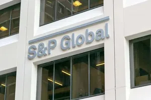S&P Global avertizează: prăbuşirea coaliţiei de guvernare poate complica negocierile privind bugetul României pentru 2027