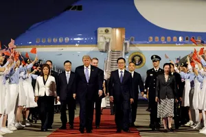 SUA și China încearcă să repare daunele provocate de războiul tarifar care a dus la prăbușirea comerțului
